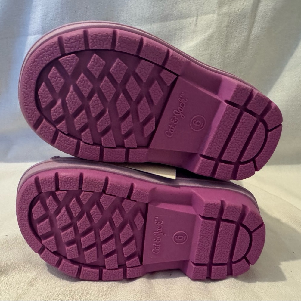 NWT Cat & Jack Iredescent Pink Snow Boots with Faux Fur Trim Sz 6T - Picture 6 of 9